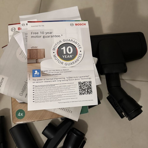 Bosch Pro Animal Serie 6 BGL6PET3 vacuum cleaner like new with bags
