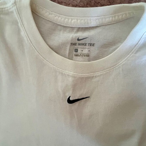 Nike women's T-shirt white size M like new