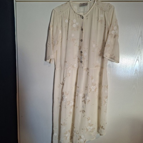 Nidodileda asymmetric dress S new, ivory with floral embroidery