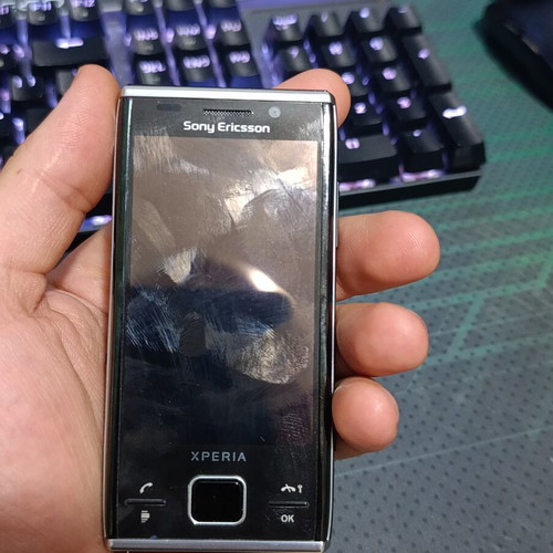 Sony Ericsson Xperia X2 Prototype phone