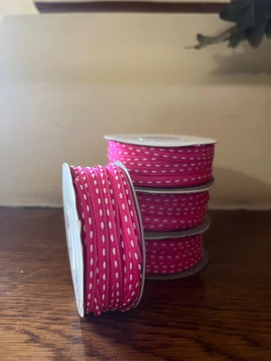 Fuchsia ribbon with sewing pattern new, 3mm x 50y