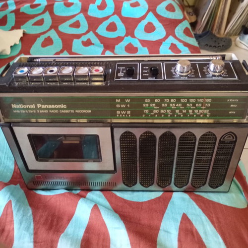 National Panasonic RQ-519DS portable radio cassette player used, non-working cassette
