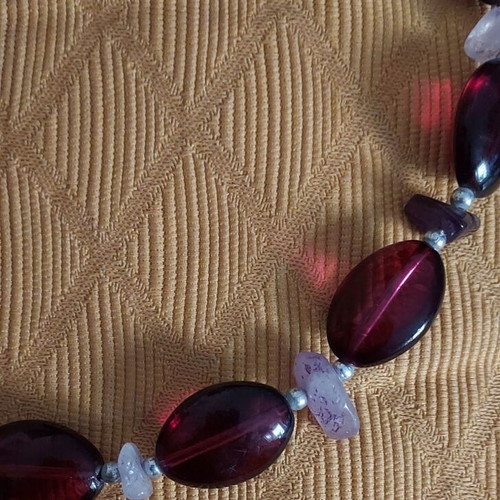 Amethyst necklace like new, maximum length 55cm