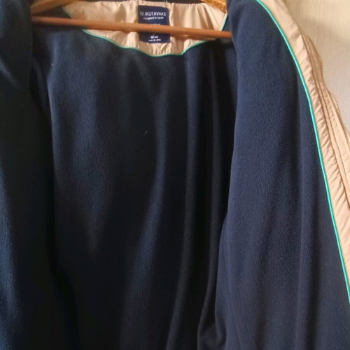 Jacket Nakutavake kids size 12 years/152 cm like new, beige