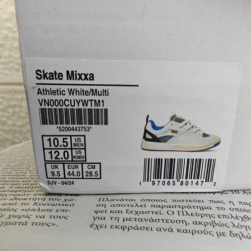 Vans athletic shoes new, size 44, white and blue