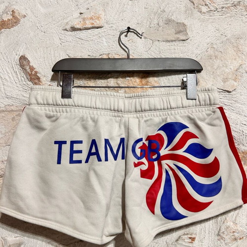 Team GB sports shorts size M used, white