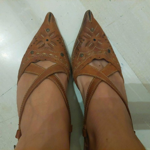 Hispanitas leather vintage tan shoes with straps size 39 used