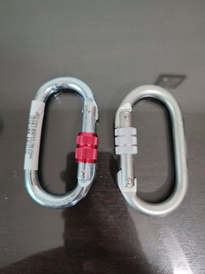 new 2x Safety Hooks 17mm boring type opening with screw safety, screw carabiner 17mm opening