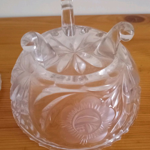 Vindage crystal fondant dish with lid like new