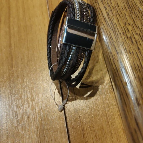 Women's bracelet new with leather and metal details brown