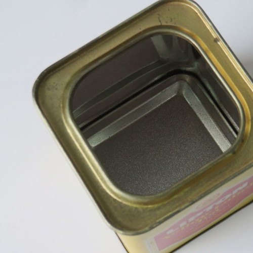 Lipton collectible metal tin like new, vintage 90’s