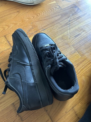 Nike Air Force sneakers like new, size 39, black