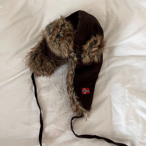 Faux fur hat used, beige and brown, size XS
