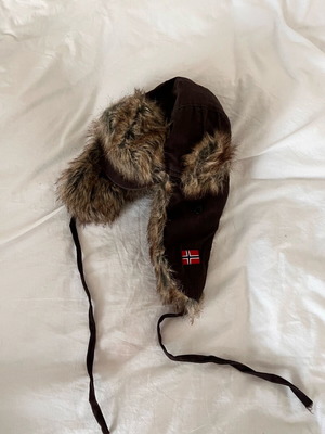 Faux fur hat used, beige and brown, size XS