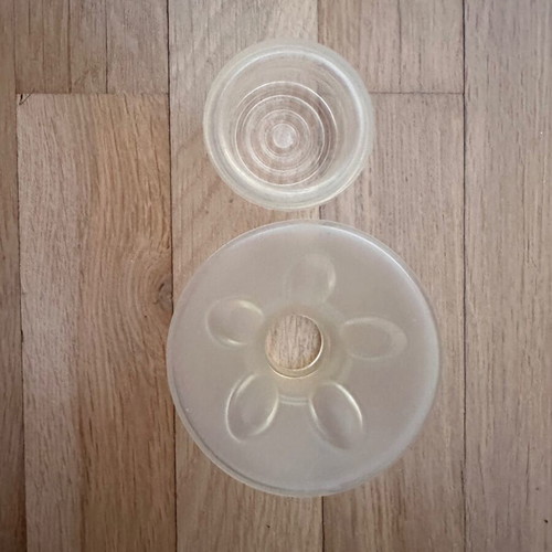 Philips Avent breast pump used with spare parts and box