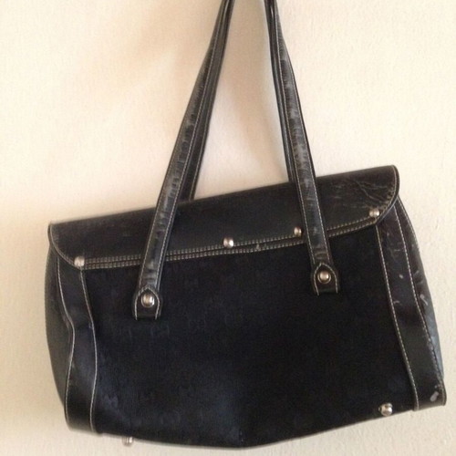 Women's shoulder bag used, black with wear