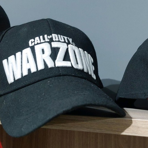 Call of Duty: Warzone hat like new, collectible, black