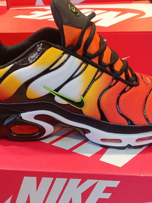 Nike Air Max Lava TN sneakers brand new, orange, size 44