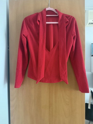 Kendall & Kylie blouse like new, red, size L