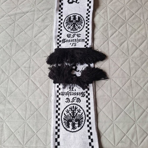 Original fan scarf of Eintracht Frankfurt – CF E Sossenheim ’75