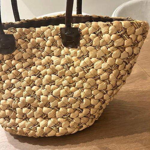 Straw beach bag