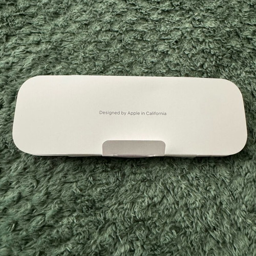 Apple Magnetic Fast Charger to USB-C Cable (1m) for Apple Watch white new