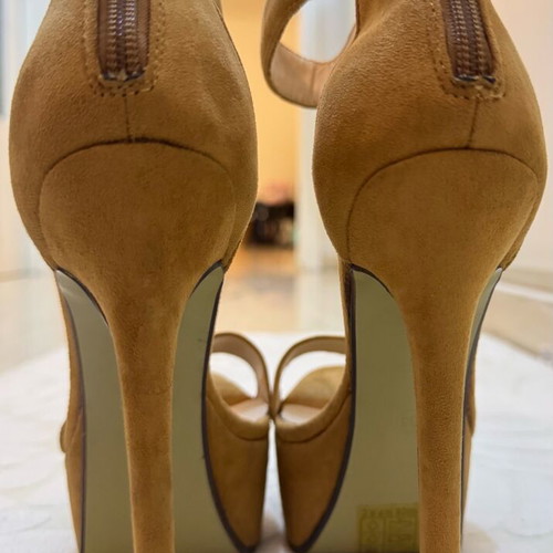 Suede platform sandals size 36 like new, 15 cm heel, beige