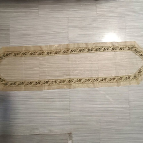 Decorative table linens set new, 4 pieces, gold beige