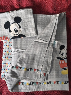 Mickey bed sheets used 120x160 by Nef-Nef