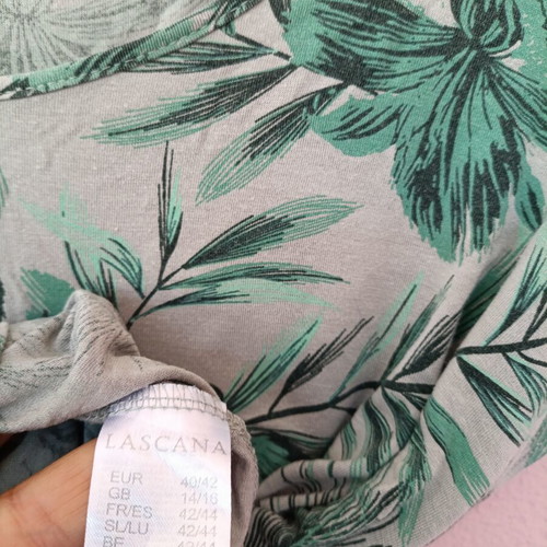 Lascana women's blouse with green tropical palm pattern like new, XL