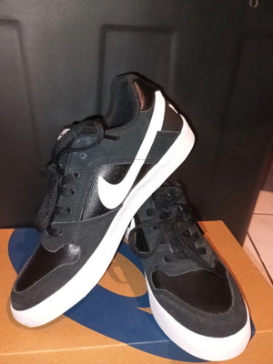 Nike SB Delta Force Vulc ανδρικά παπούτσια skateboarding καινούργια μέγεθος 41 μαύρο άσπρο
