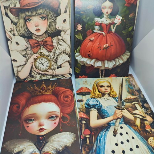 Alice in Wonderland set of 32 collectible postcards like new