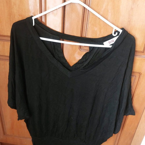Blouse with batwing sleeves used, size M/L, black