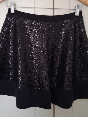 Sweewe Paris evening mini skirt like new, black sequins