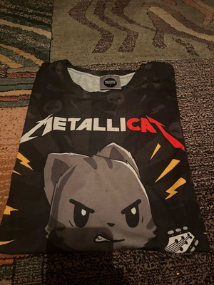 Mr. GUGU & Miss GO MetalliCat kids T-shirt size M like new
