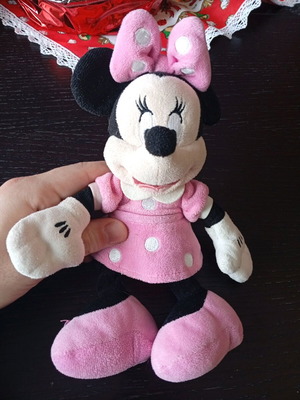 Disney Minnie Mouse plush toy used