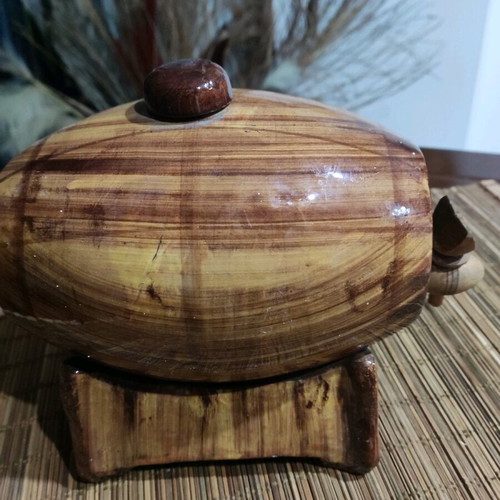 Small vintage ceramic wine barrel like new with wooden stopper