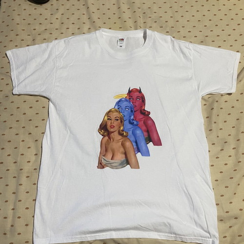 Fruit of the Loom graphic T-shirt, size M, white