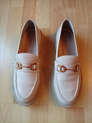 Zara women's loafers size 41 used, beige