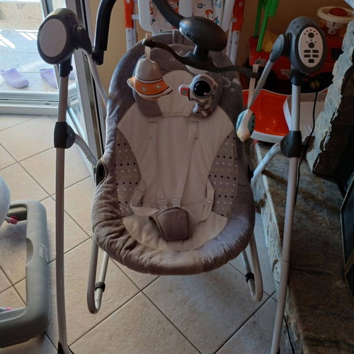 Electric baby swing with music and nature sounds