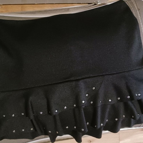Bershka Mini Winter Skirt Black Like New Size M (38)