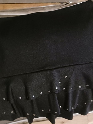 Bershka Mini Winter Skirt Black Like New Size M (38)