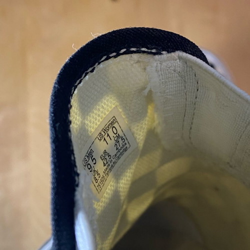 Vans athletic shoes 42.5 checkered like new