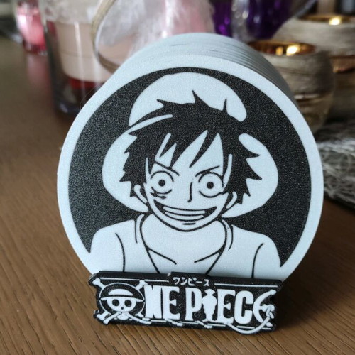 One Piece Coaster Set like new, 10 pieces with stand
