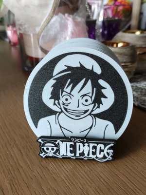 Σετ σουπλά One Piece σαν καινούργιο, 10 τεμάχια με βάση