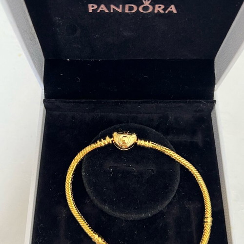 Pandora original bracelet with snake chain and heart clasp 14K gold plated size 19cm like new