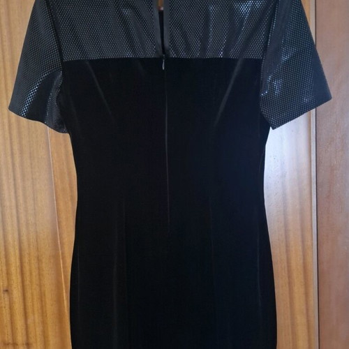 Black velvet midi dress like new EU46