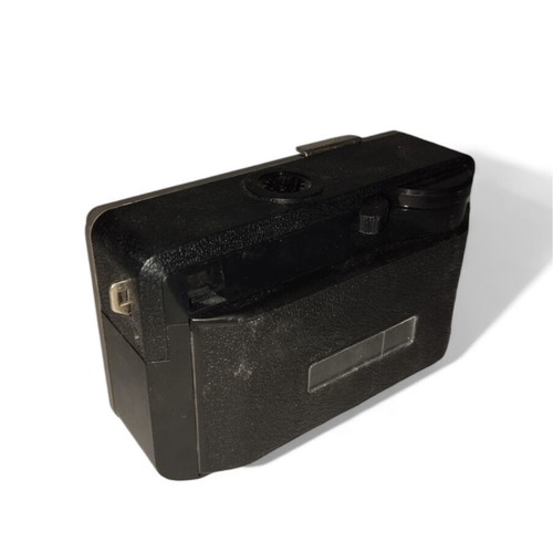 Kodak Instamatic 77x used photo camera with leather case
