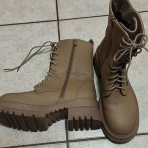 Silia D ankle boots with zipper and laces like new, size 39