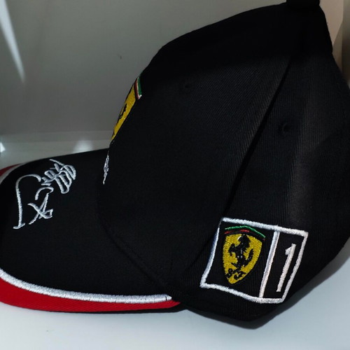 Ferrari Scuderia F1 Cap Michael Schumacher Signature Edition like new